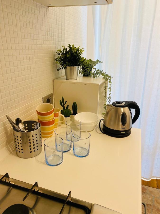 Apartment Chiara 34 - M4 Metro Blu Milan