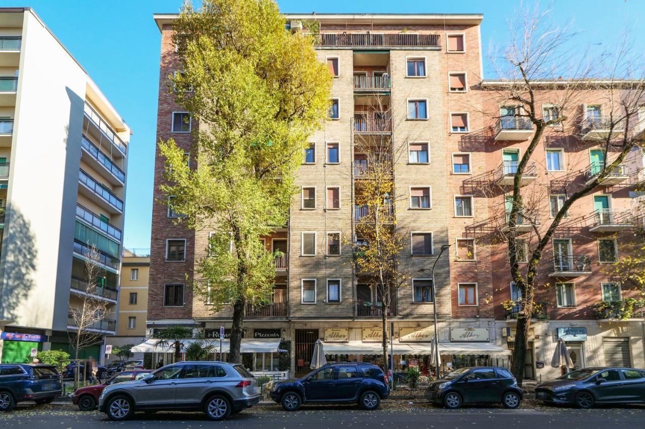 Chiara 34 - M4 Metro Blu Apartment *