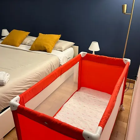 Chiara Guest House 34 - M4 Metro Blu Milano Esterno foto